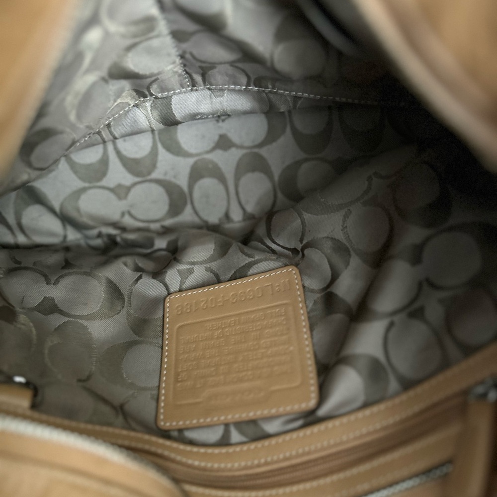Vintage Coach Legacy East West Shoulder Bag - Picture 11 of 14